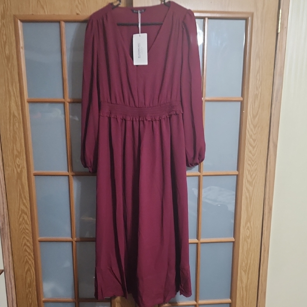 BloomChic Long Sleeve Wine Dress With Lace Detail Bottom Size 12